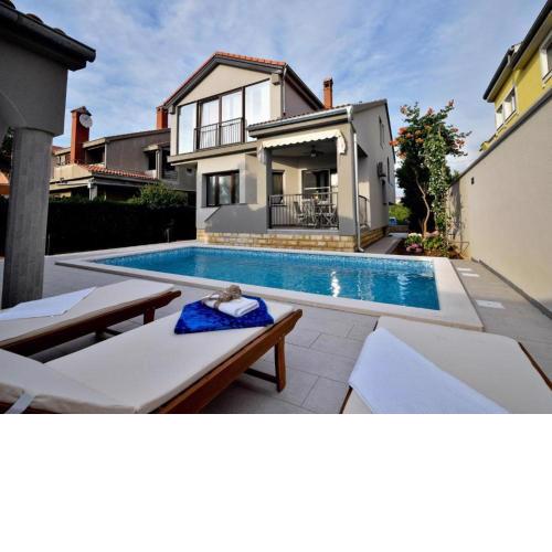 Villa Antea with pool & jacuzzi