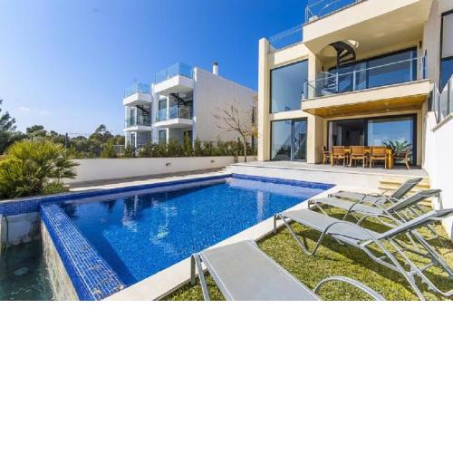 Villa Aqua