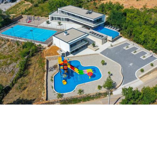 VILLA AQUALANDIA for 20 people