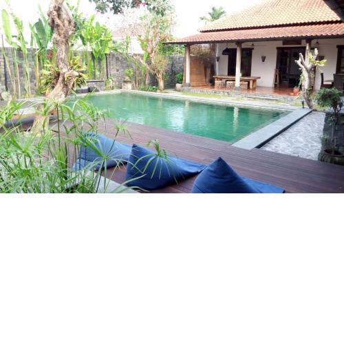 Villa Aquin