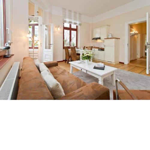 Villa Arcadia, App. 04