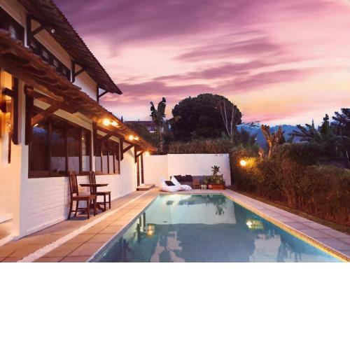 Villa Art Hill By The Villas 100