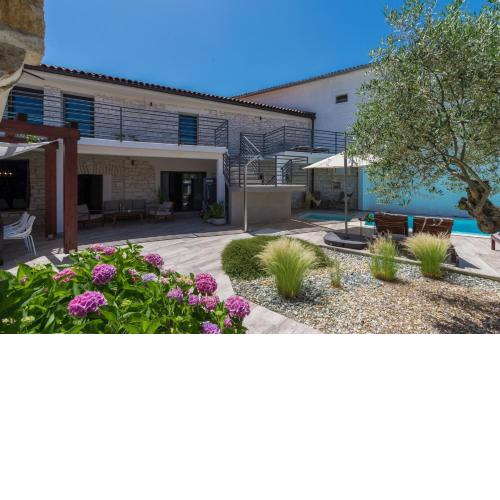 Villa Artiana
