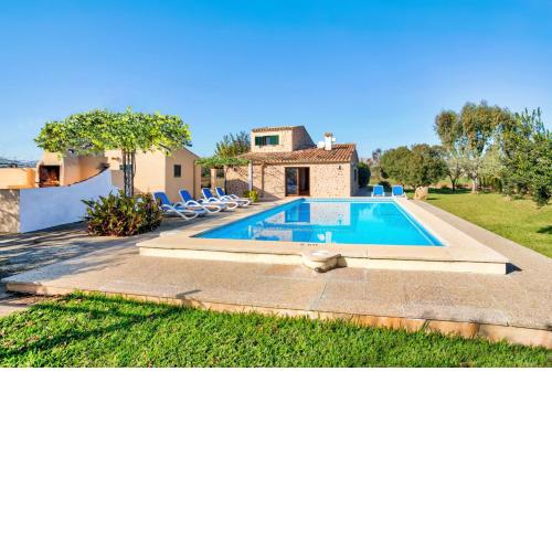 Villa Aumadravet del Bosch by Villa Plus