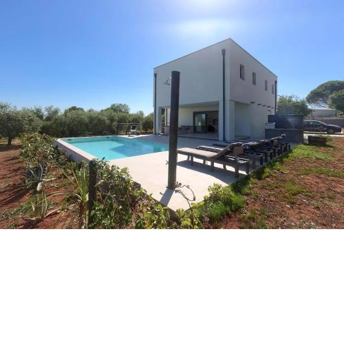 Villa Aurora III