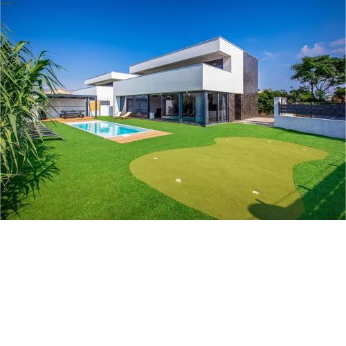 Villa Aurus