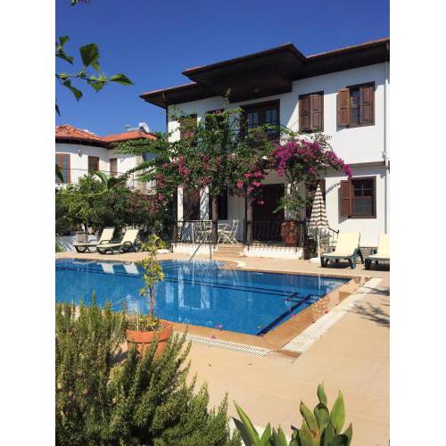Villa Avalon