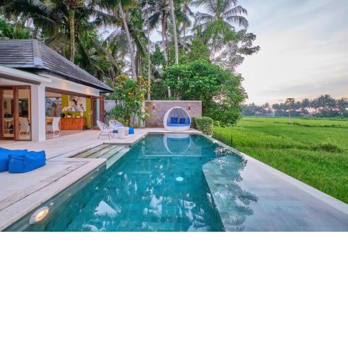 Villa Balinese Luxurious Elegance