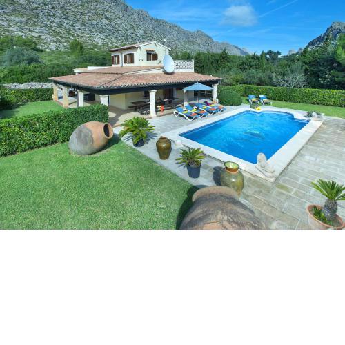 Villa Barraca by Villa Plus