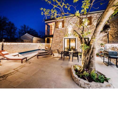 Villa Begonia with swimming pool, Privlaka Zadar