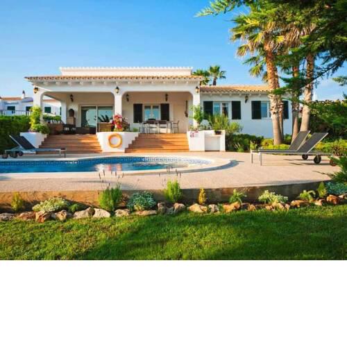 VILLA BINI CEL Piscina climatizada Encanto y calidad con vistas al mar