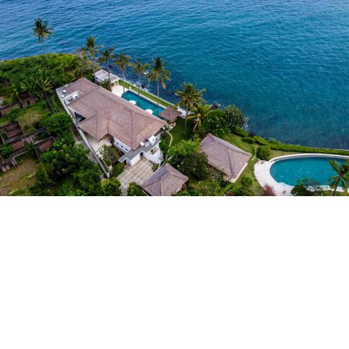Villa Blanca by Alfred in Bali
