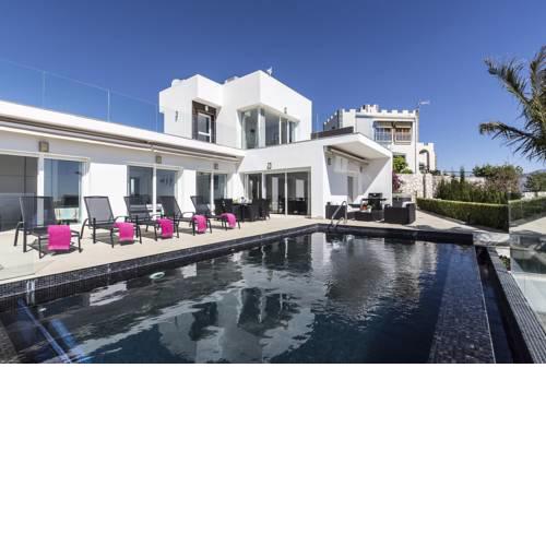 Villa Blanca