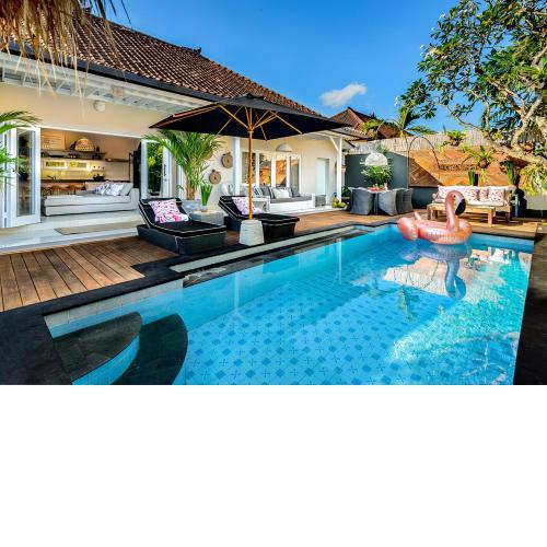 Villa Bloom 4 - 2 King bedrooms , Sleep 4 Pax, private pool, Seminyak