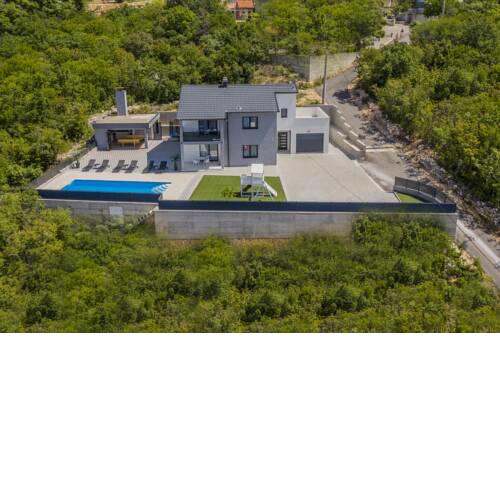 Villa Blue lake