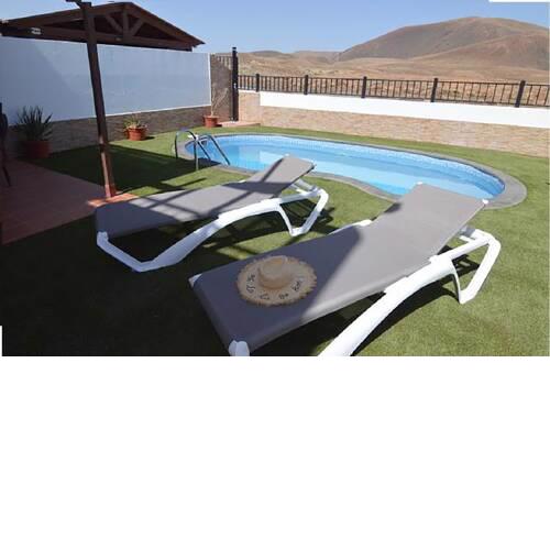 Villa "Blue" with Private Pool, BBQ, Wifi & Volcano views by Holidays Home