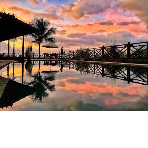 Villa Borobudur Resort