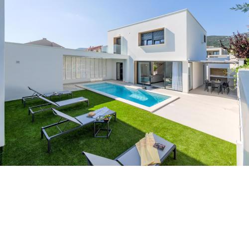 Villa Botanica - Kaštel Lukšić