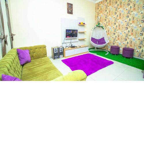 Villa Bromo 32 with Karaoke & Balcony