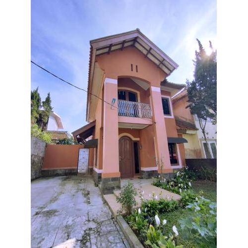 Villa Bukit Cipendawa, Cipanas Puncak
