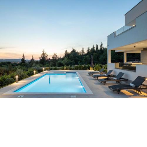 Villa Bura