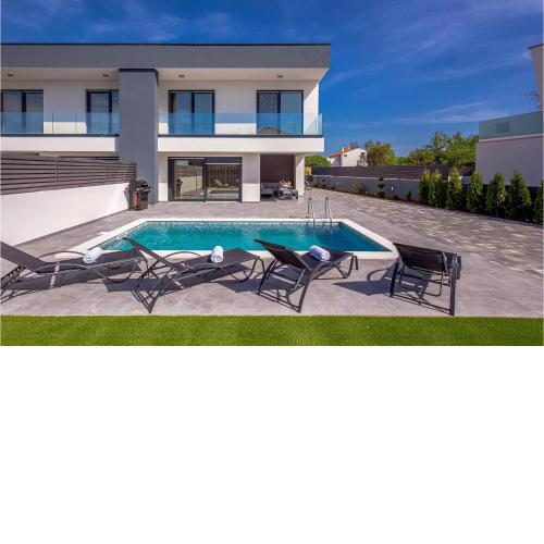Villa Bura