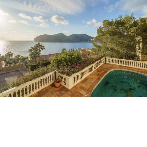 Villa Camp de Mar Sea View