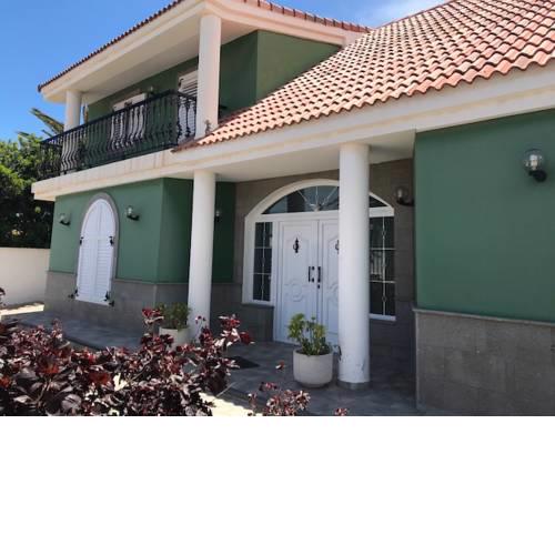 Villa Canarias