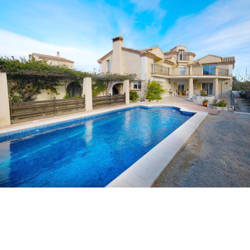 Villa Cantos