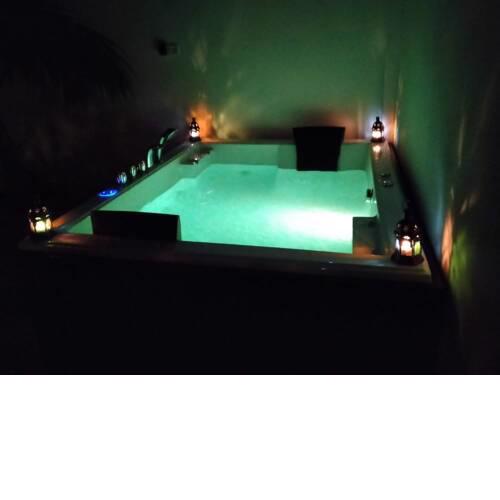 Villa casa blanca luxury spa con piscina y jacuzzi privado