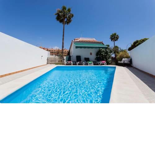 Villa Casa Caleta with private pool, 50m to the sea, TOP location, terrace, garden, wifi