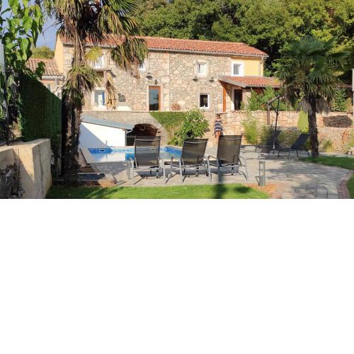 Villa Cati Ferienhaus mit beheiztem Pool