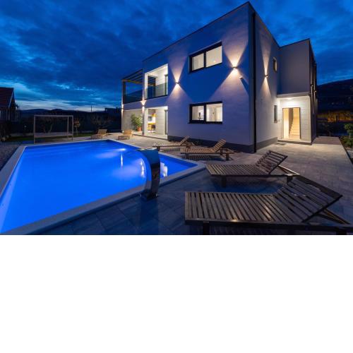 Villa C'est la vie