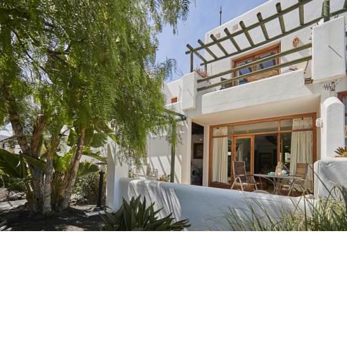 Villa Charco del Palo