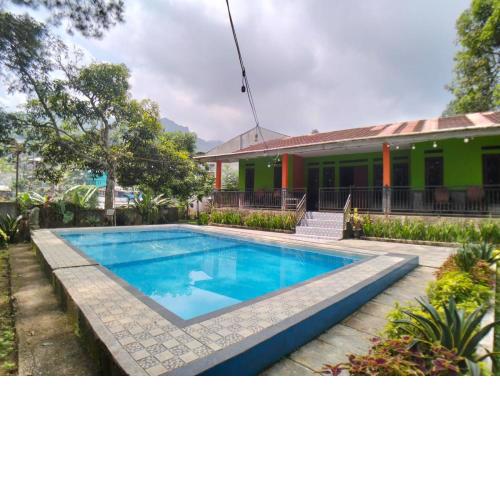 Villa Cisarua Family 2