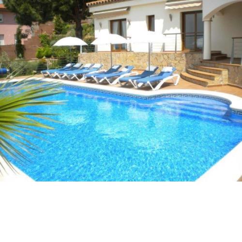 VILLA COLINA