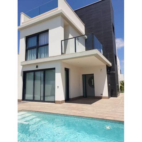 villa con piscina Golf San Miguel