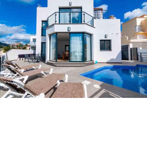 Villa con piscina privada cerca de la playa