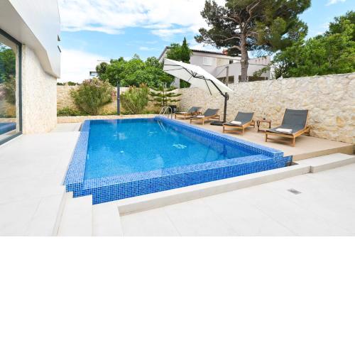 Villa Cornea - Luxury Villa in a heart of Novalja
