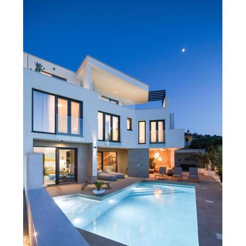 Villa Corus