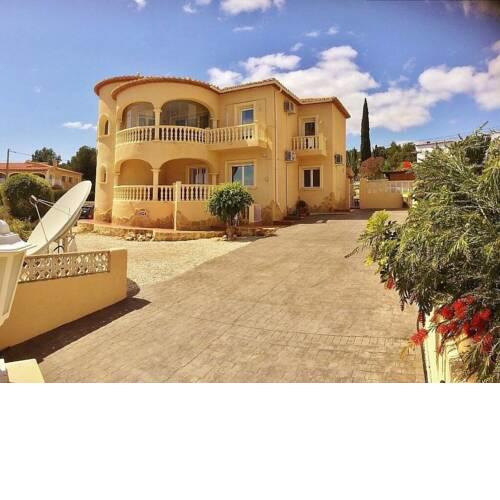 VILLA COSTERES
