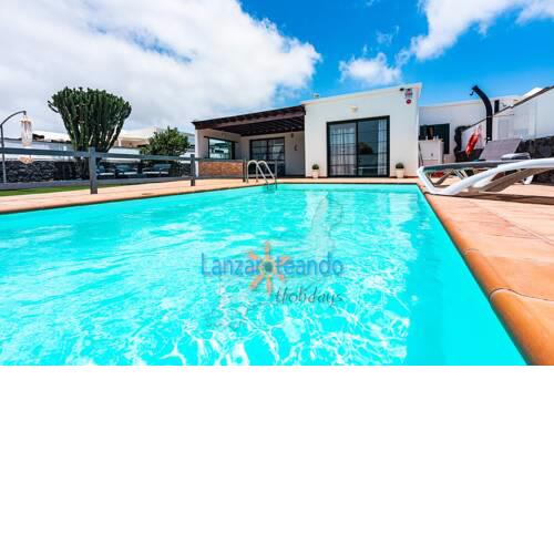 Villa Crystal, with private pool and garden