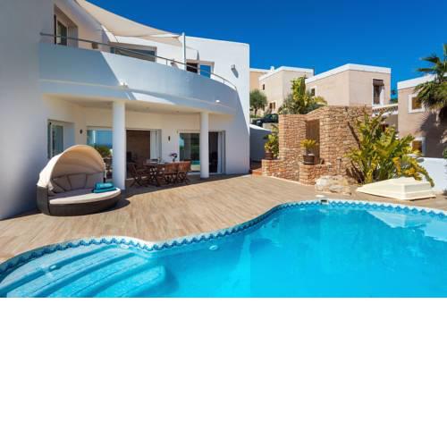 Villa Cuatro Arcos
