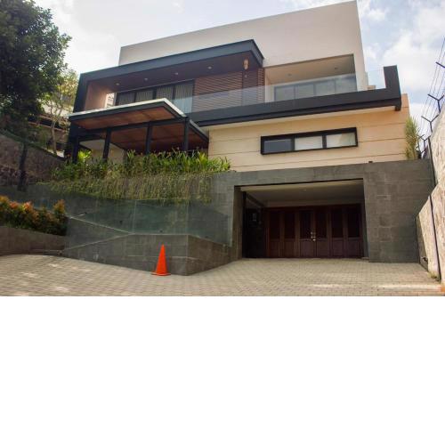 Villa Dago Pakar Bandung