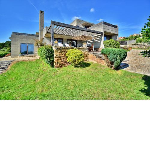 Villa de diseño en Playa Pragueira - Sanxenxo
