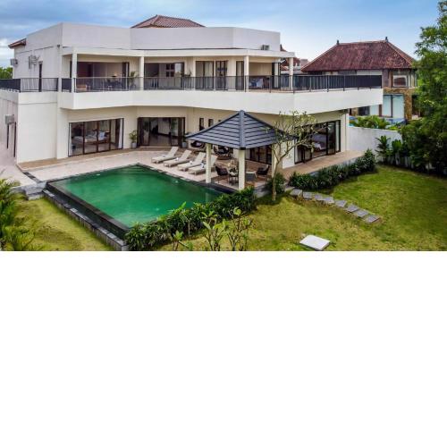 Villa De Kefi by BaliSuperHost