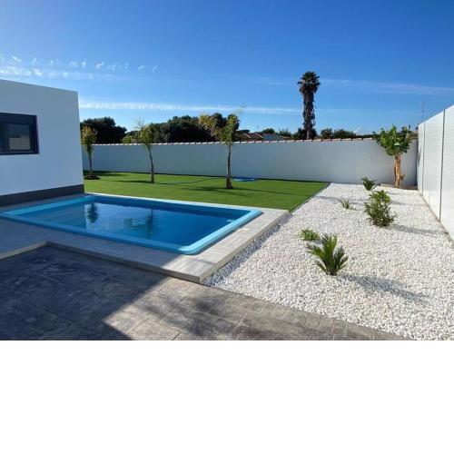 Villa de lujo con piscina privada by ChiclanaDreams