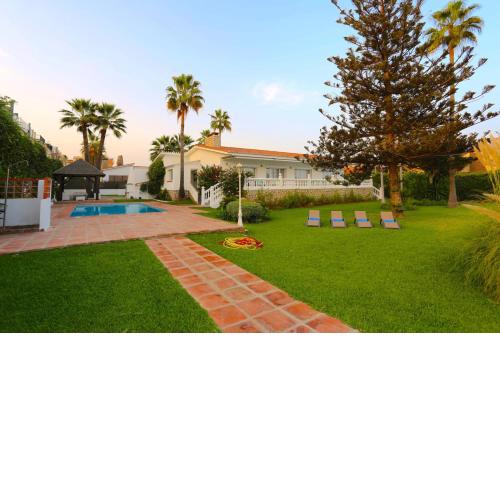 VILLA DEL MAR 'Boutique Beach-House' 10PAX