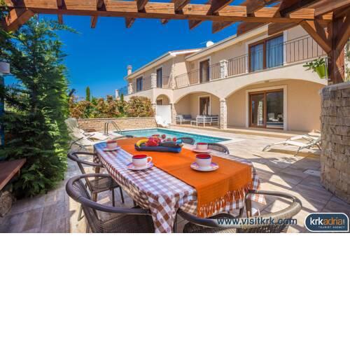 Villa Dijana East