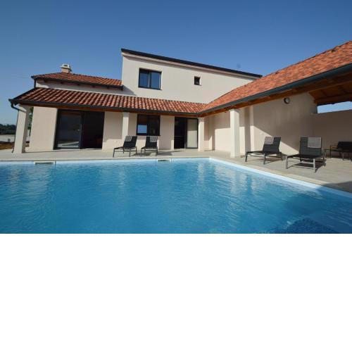 Villa DOKA